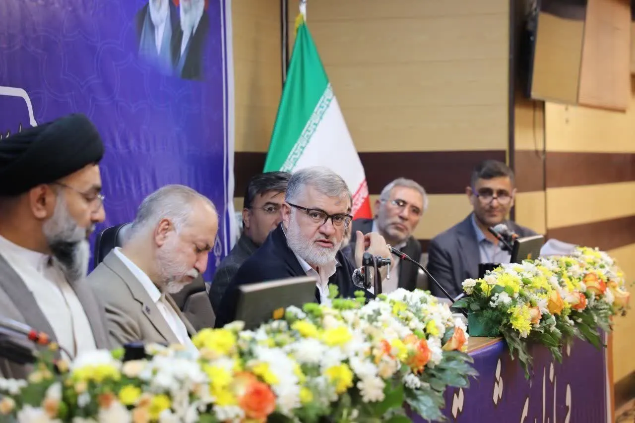 تکمیل بیمارستان پیشوا و اجرای مصوبات شهرستانی با اولویت ویژه دنبال می‌شود