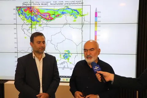 استاندار: آلودگی‌های جوی خوزستان از فلرهای نفتی تا ریزگردها قابل رصد است / آمادگی هواشناسی استان برای پایش پدیده ال‌نینو