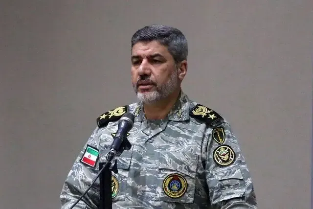 آمریکایی‌ها در اصفهان مجبور به فرار از صحنه شدند