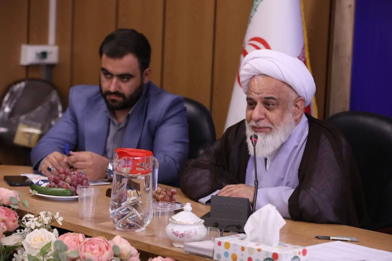 مشکلات جوانان شهرستان آبیک بررسی شد مشکلات جوانان شهرستان آبیک بررسی شد