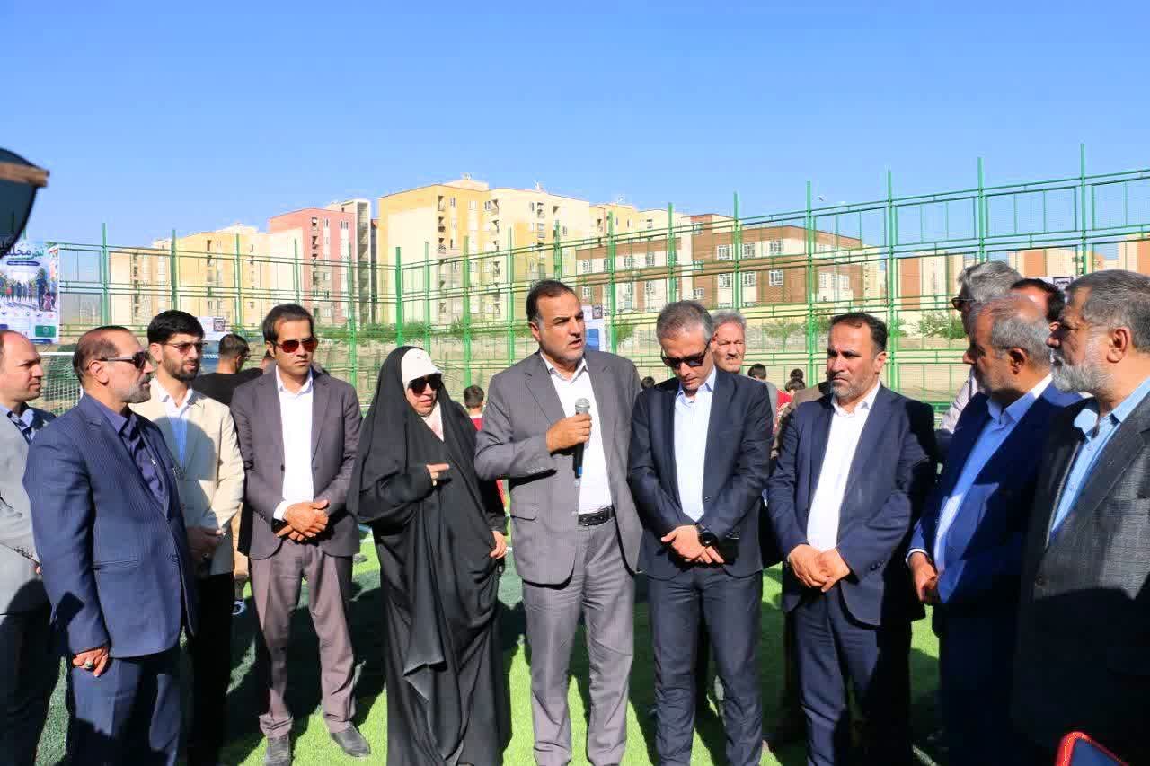 افتتاح دو زمین چمن مصنوعی در ناحیه شهری مهرگان