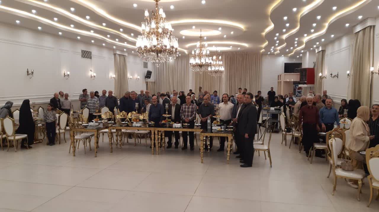 آیین تجلیل از بازنشستگان اداره کل ورزش و جوانان استان قزوین برگزار شد آیین تجلیل از بازنشستگان اداره کل ورزش و جوانان استان قزوین برگزار شد