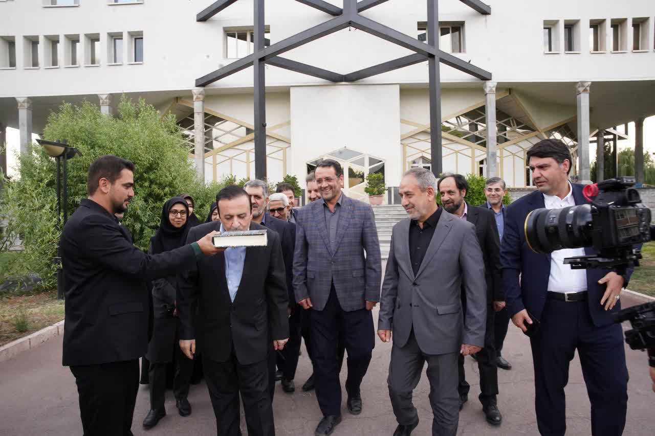 محمد نوذری عازم کره جنوبی شد