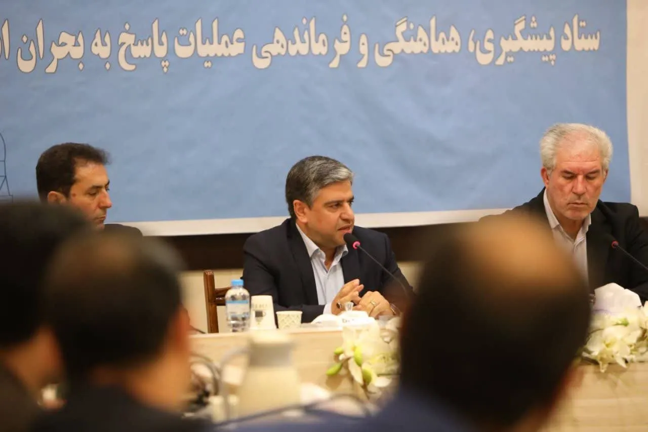 دستگاه‌های امدادی و خدماتی برای فصل سرما آماده باشند/ ۲۲۰ دستگاه ماشین‌آلات برای تقویت مدیریت بحران استان تامین شد