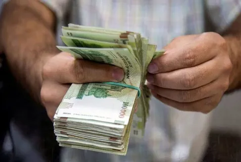 آغاز بررسی ترمیم دستمزد کارگران در کمیته مزد/ سبد معیشت تقریباً دو برابر شد
