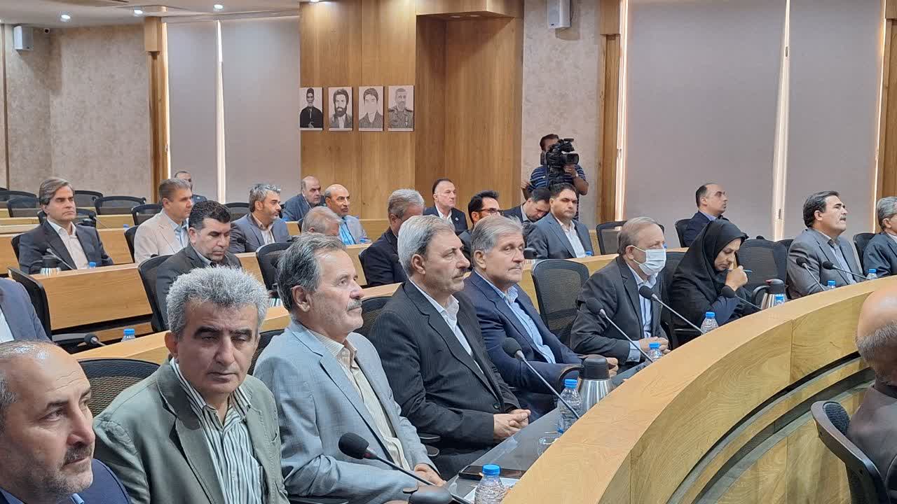 فعال شدن فرودگاه و ادامه متروی هشتگرد به قزوین از نیازهای ضروری استان است فعال شدن فرودگاه و ادامه متروی هشتگرد به قزوین از نیازهای ضروری استان است
