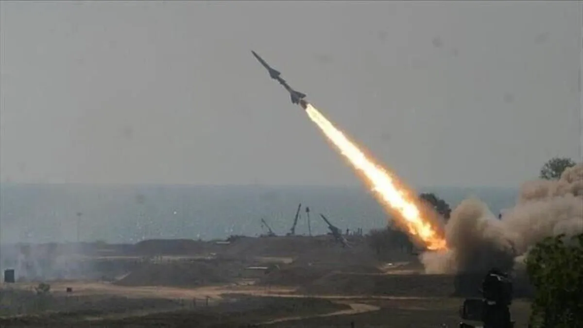 Yemen warns of attacks on US warships in regional waters