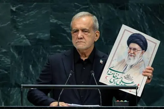 نماینده مجلس: رئیس‌جمهور در سازمان ملل از عزت و منافع ایران دفاع کرد