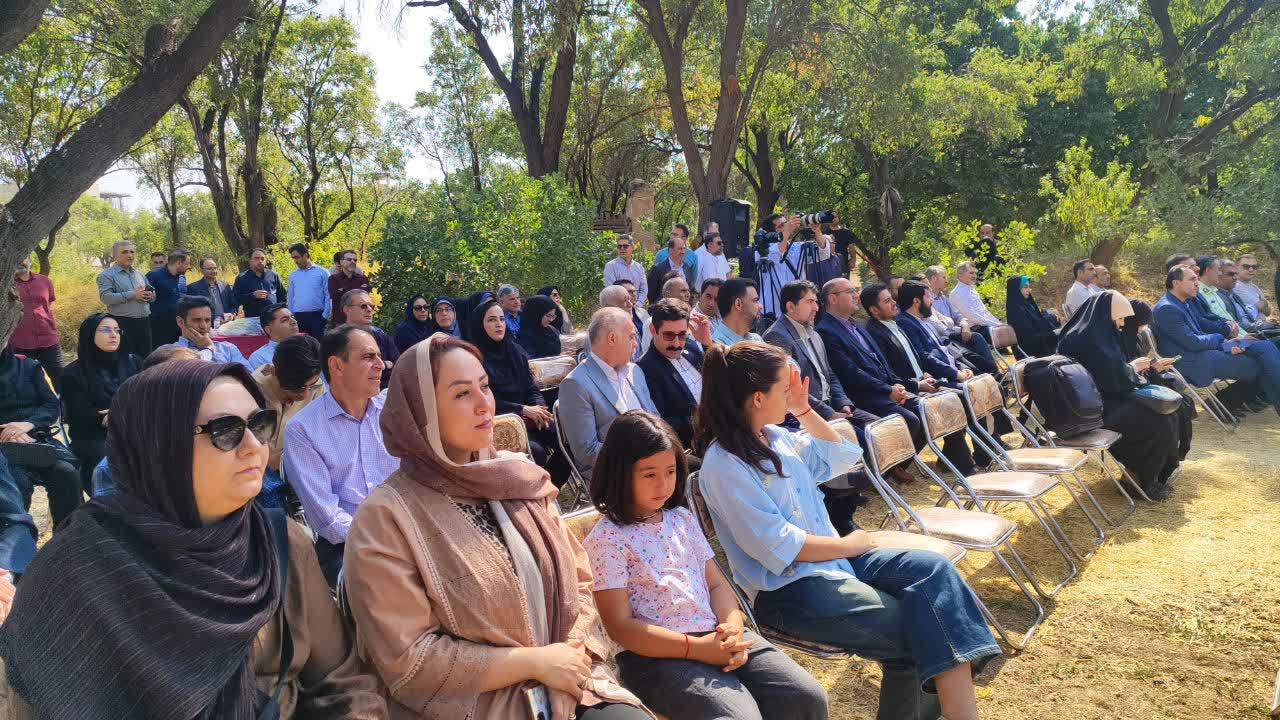 باغستان قزوین تشنه تدبیر است/ سطح آب‌های زیرزمینی به ۱۰۰ متر رسیده است
