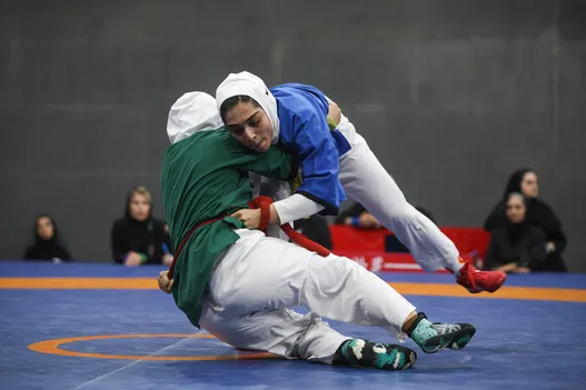 کشتی آلیش دختران