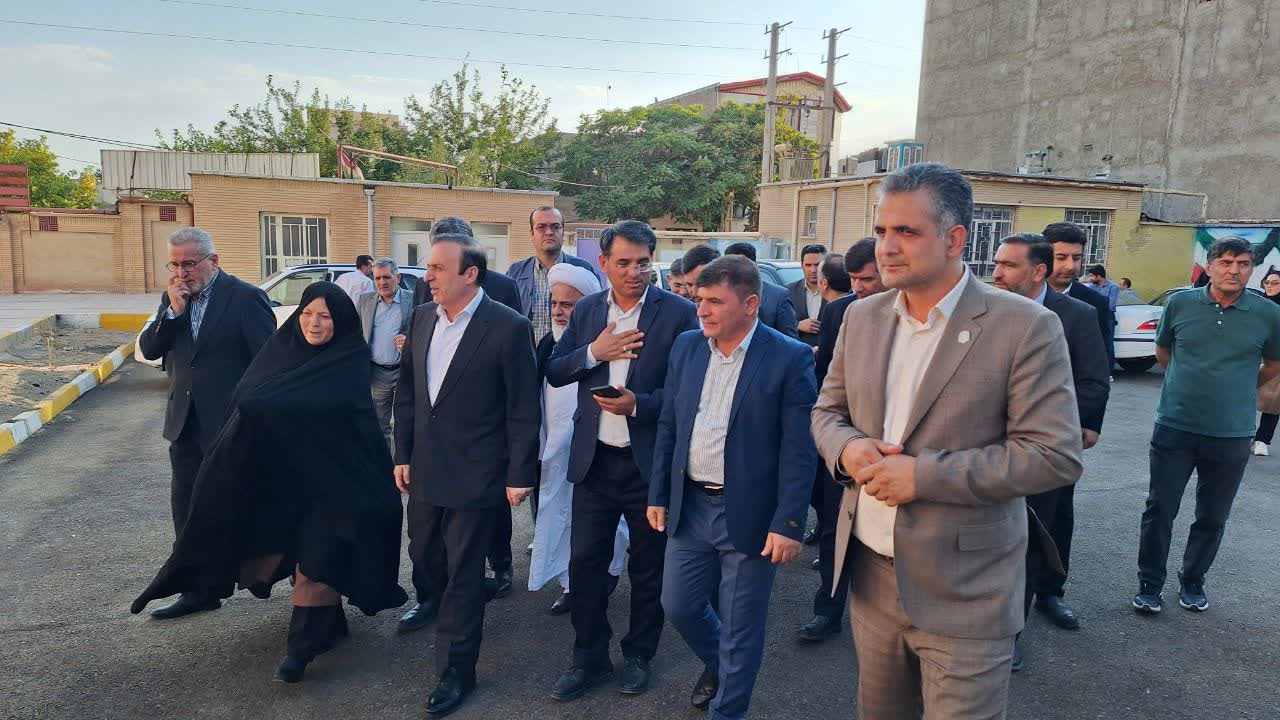 استاندار قزوین چند پروژه در شهرستان آبیک را افتتاح کرد