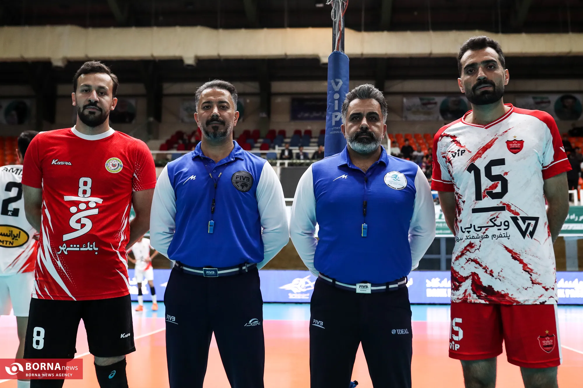 دیدار تیم های والیبال پرسپولیس و مقاومت شهرداری تبریز