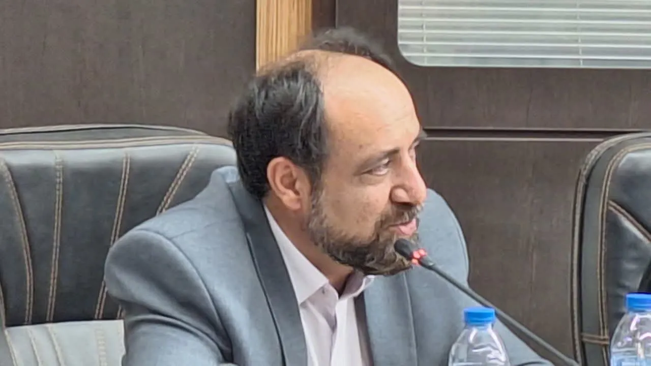 رسانه‌ها با شناسایی مشکلات واقعی برای حل آنها مطالبه‌گری کنند