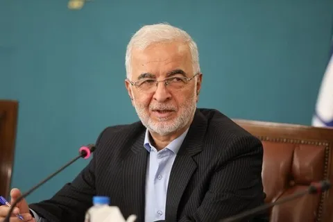 وزیر کشور برای شرکت در نشست وزیران کشور بریکس وارد دهلی‌نو شد