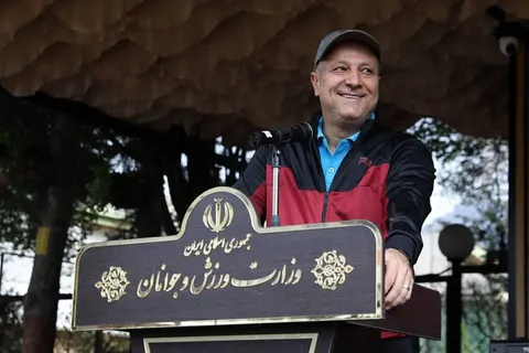 مناف هاشمی: وزارت ورزش و جوانان در زمینه بهینه‌سازی مصرف انرژی سیاست ویژه‌ای دارد