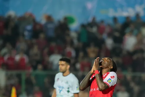 دیدار تیم‌های فوتبال پرسپولیس - ذوب آهن