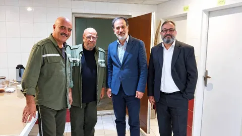 مهدی شفیعی: حضور اکبر زنجانپور در «جزیره» دیدار دوباره با بخشی از جانِ تئاتر ایران است