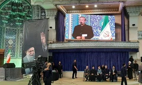 آیین بزرگداشت امام مجاهد شهید آغاز شد