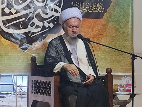 مذاکره در جای مناسب و جنگ ودفاع در زمان خود/ این دومنافاتی با هم ندارند