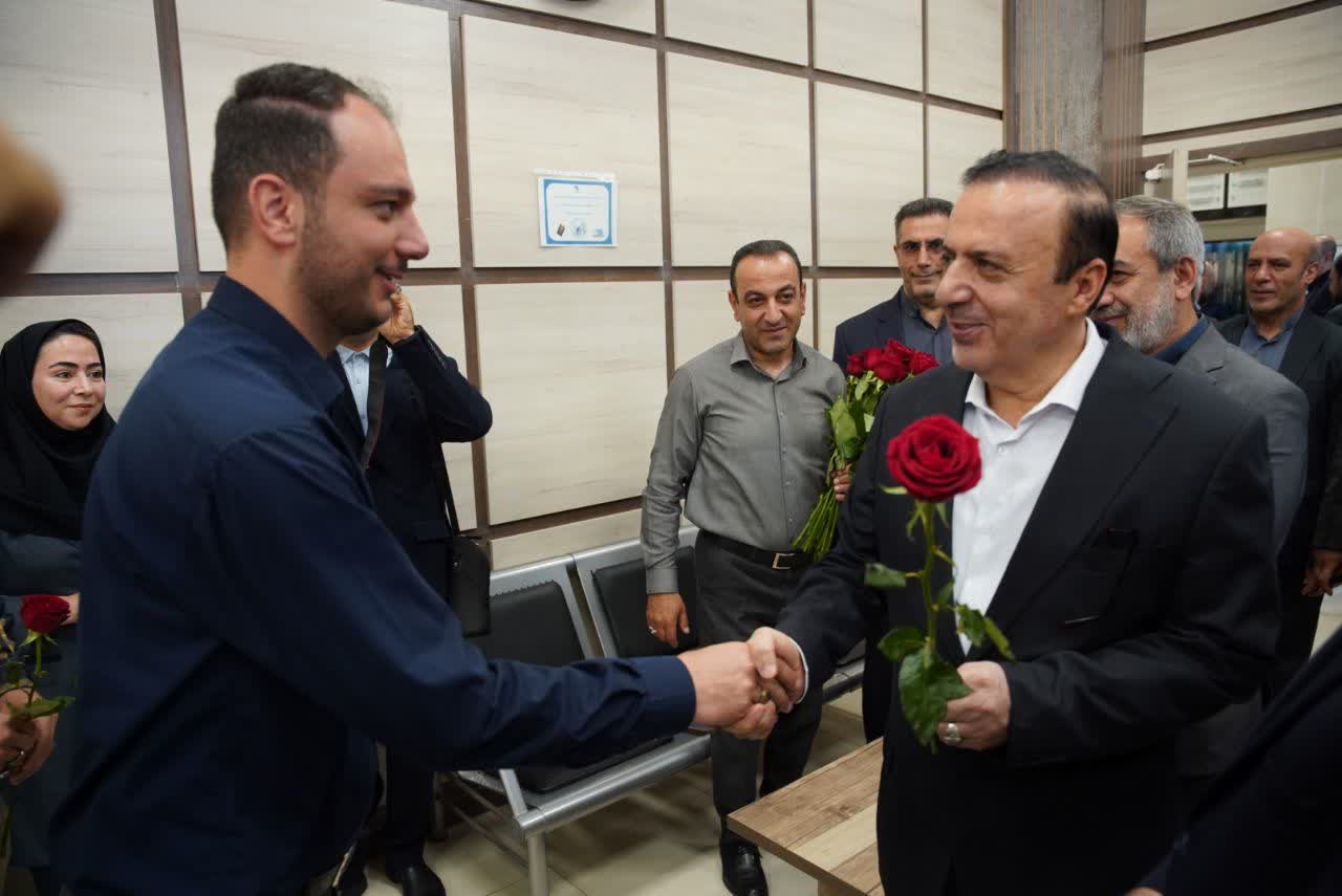 بازدید استاندار قزوین از شرکت شهرک‌های صنعتی استان