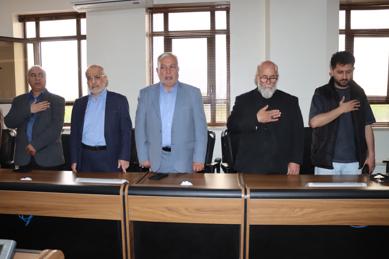 تجلیل متولی ورزش اصفهان از ایثارگران جان‌برکف/ آتش‌نشانان، قهرمانانِ واقعی میادینِ سخت هستند