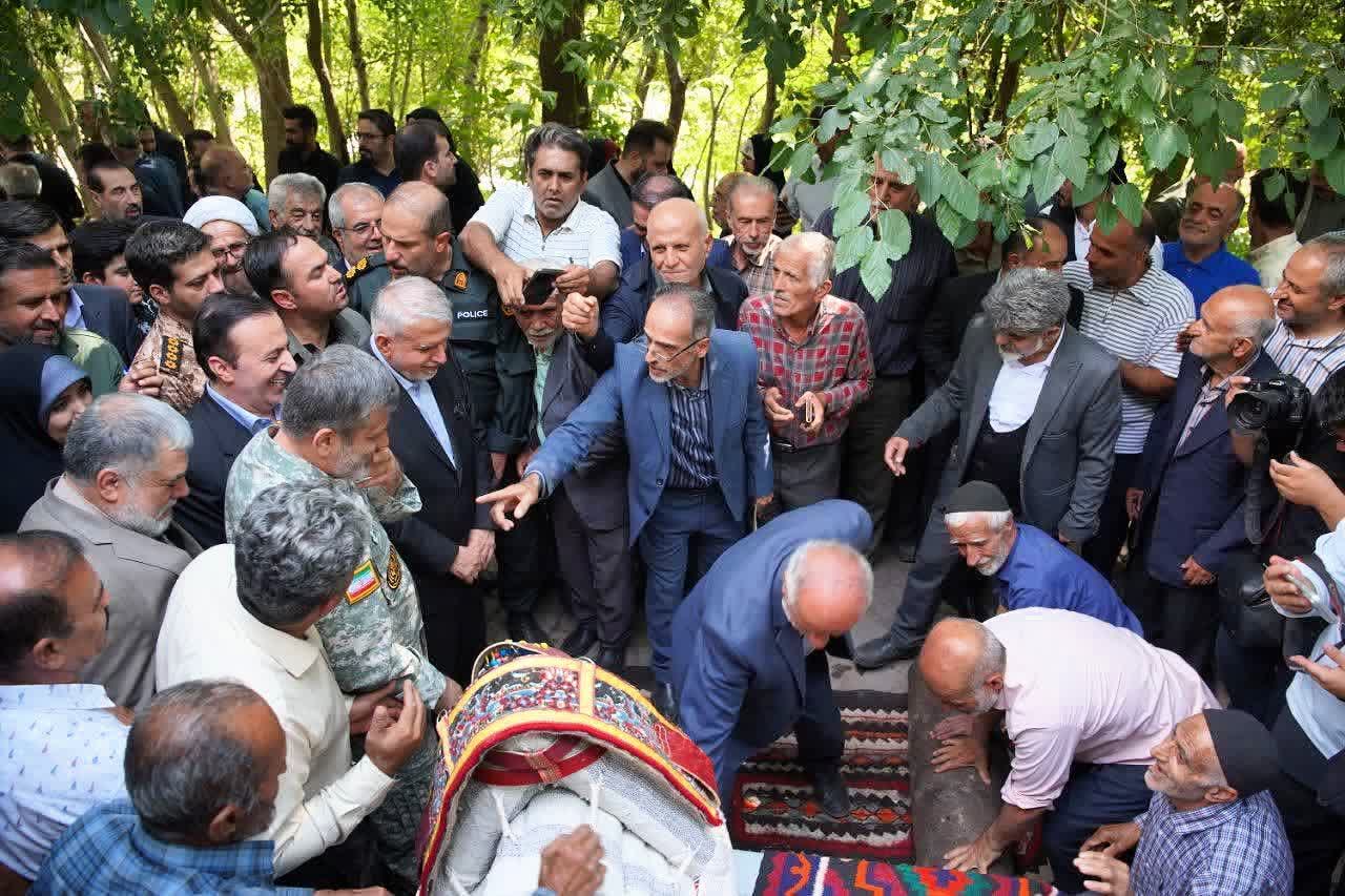وزیر میراث فرهنگی: الموت باید به مقصدی جهانی برای گردشگران تبدیل شود