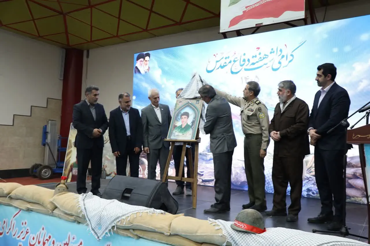 آیین رونمایی از تمثال «شهید حسین دلیراکبری» شهید ورزشکار آذربایجان شرقی به عنوان شهید شاخص سال 1405 برگزار شد