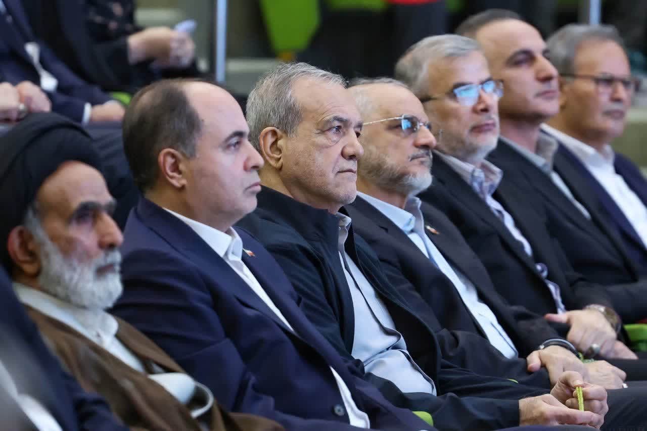پزشکیان: نخبگان ما بهترین مونتاژکاران دنیا هستند