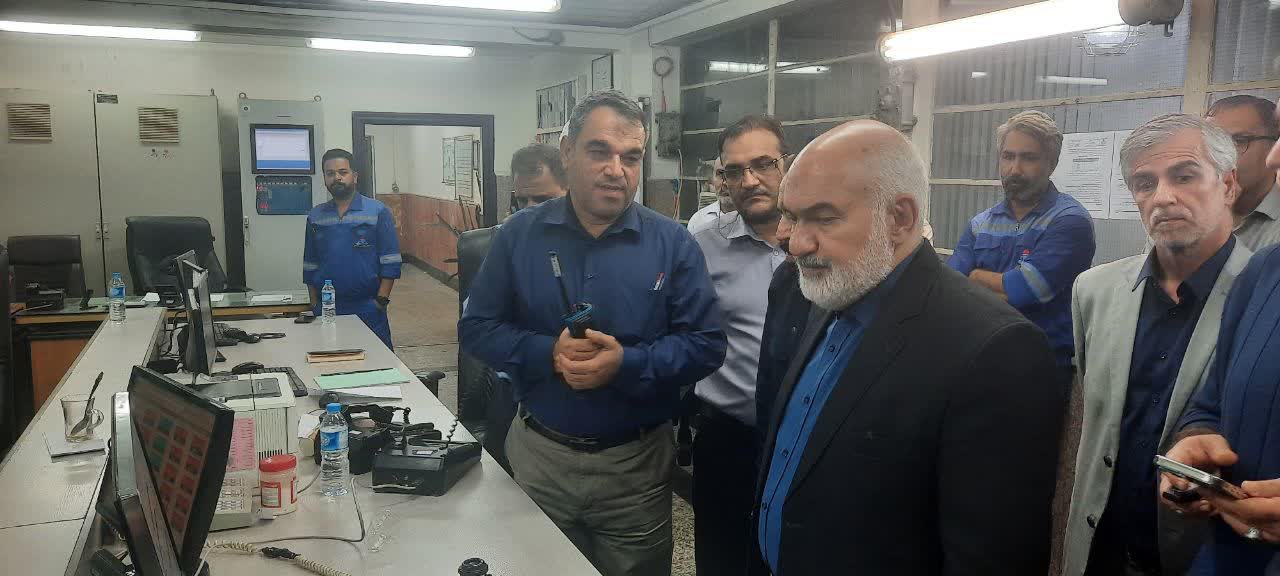 بازدید استاندار خوزستان از پالایشگاه آبادان: حادثه پالایشگاه آبادان خللی در روند تولید ایجاد نکرد / سه مصدوم برای درمان به اهواز منتقل شدند بازدید استاندار خوزستان از پالایشگاه آبادان: حادثه پالایشگاه آبادان خللی در روند تولید ایجاد نکرد / سه مصدوم برای درمان به اهواز منتقل شدند
