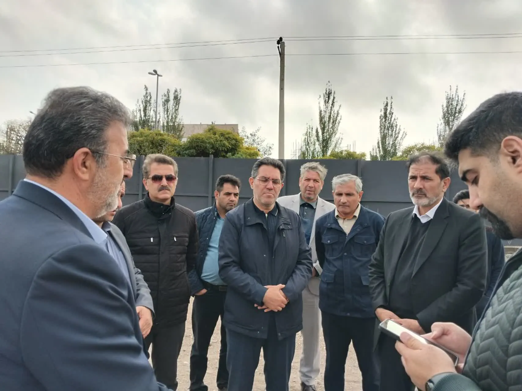 بازدید فرماندار اردبیل از روند احداث مدرسه دارالفنون ۲/ تأکید بر تسریع اجرای پروژه