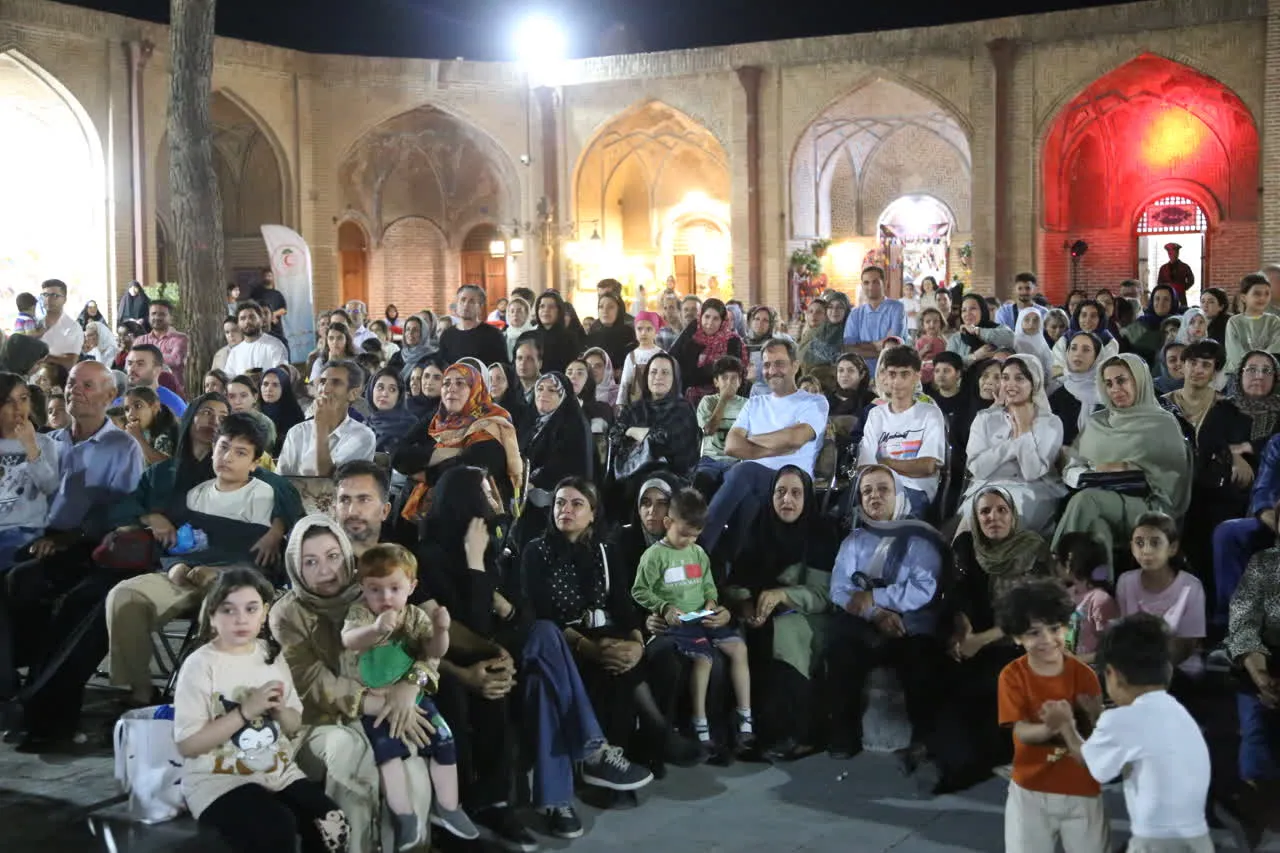 کاروانِ نغمه‌ها در کاروانسرای تاریخ/ اجرای گروه هم‌نوازان عارف در سرای سعدالسلطنه