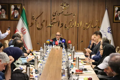 نشست خبری رئیس سازمان اداری و استخدامی کشور