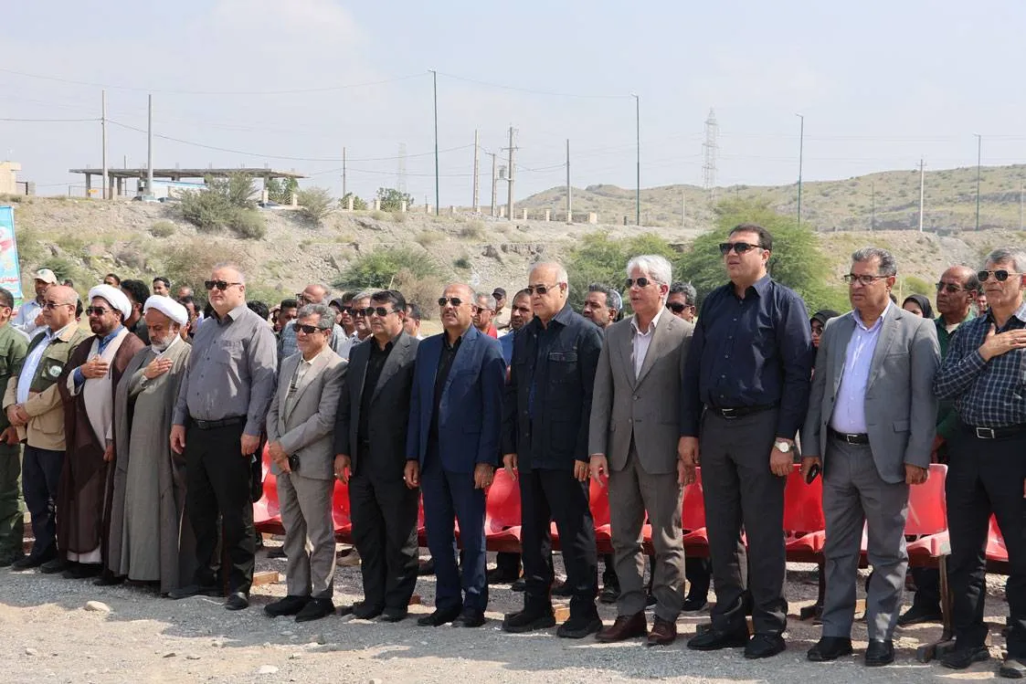 پویش ملی درختکاری سرو ایران در هرمزگان آغاز شد 