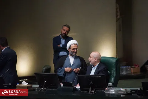 سلیمی: یک‌سوم نمایندگان در هر جلسه به‌صورت حضوری در صحن مجلس شرکت می‌کنند/ تمام اعضای هیئت‌رئیسه در جلسات حضور دارند