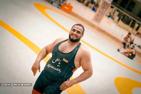 غول سنگین وزن ایران طلای قهرمانی جهان را نشانه گرفت
