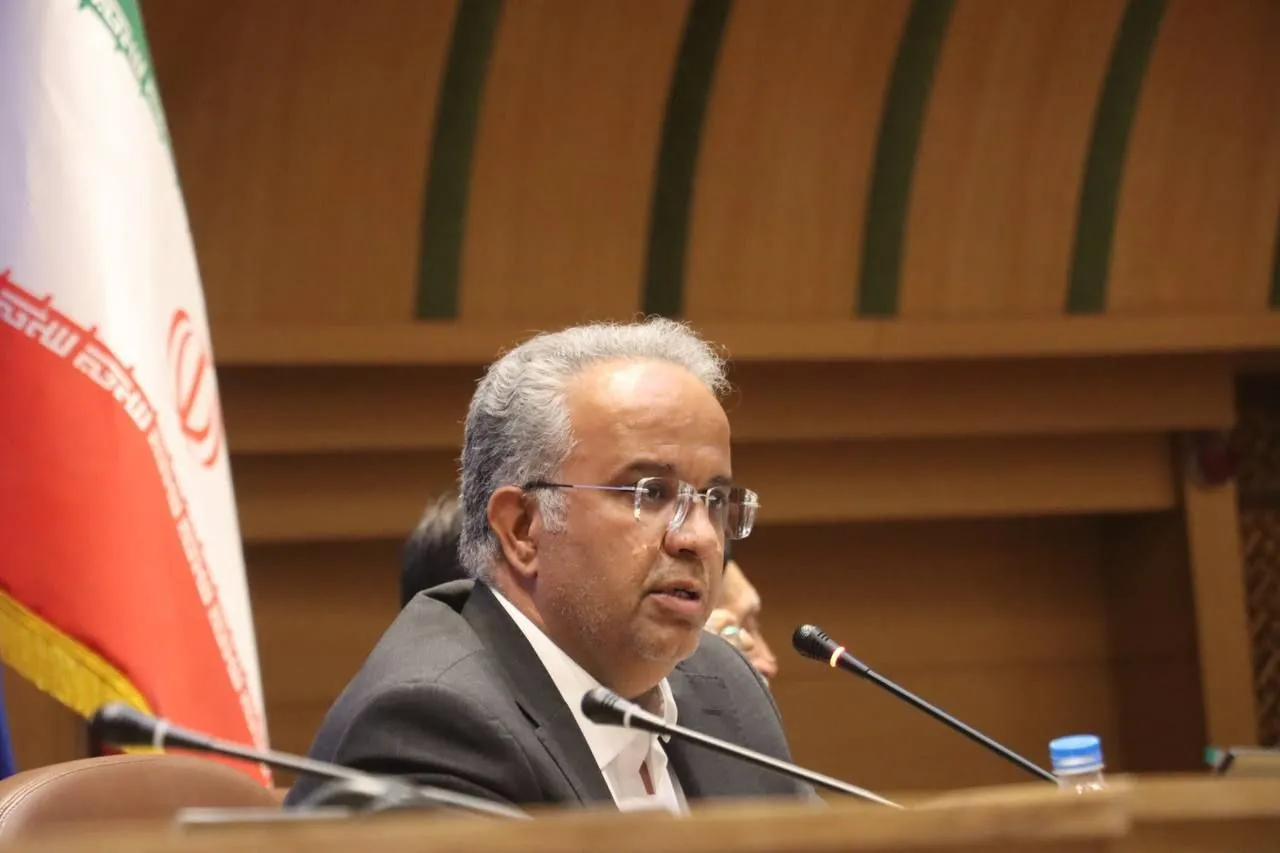 بازدید استاندار سیستان و بلوچستان از عملیات احداث بیمارستان ۳۲ تختخوابی