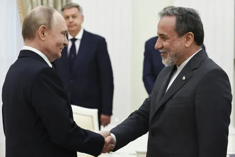 عراقچی و پوتین در سنت پترزبورگ دیدار می‌کنند