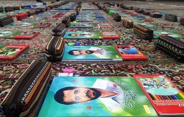 آغاز «پویش مهر علوی» در شهرستان میناب به یاد فرشتگان میناب ؛ توزیع ۴۲۰۰ بسته نوشت‌افزار ایرانی در بین دانش‌آموزان کم برخوردار