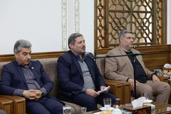 دیدار استاندار و فرمانداران خراسان رضوی با تولیت آستان قدس رضوی
