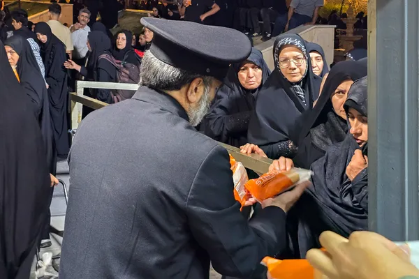 موکب آستان قدس رضوی در نجف اشرف
