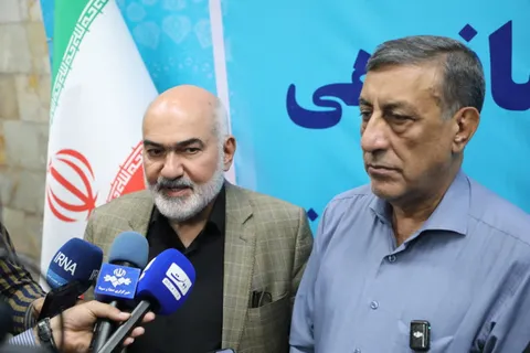 استاندار خوزستان: حضور هیات دولت در استان نشانه ایستادگی دولت در کنار مردم است / خسارت‌های واردشده به زیرساخت‌ها با همت دستگاه‌ها در حال جبران است