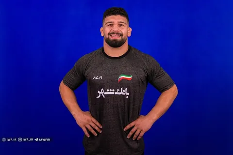 یزدی: با پیروزی در کشتی فینال سهم کوچکی در قهرمانی مقتدرانه تیم ملی داشتم