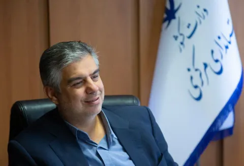 استاندار مرکزی: خبرنگاران در خط مقدم جنگ روایت‌ها، از حقیقت و اعتماد عمومی صیانت می‌کنند