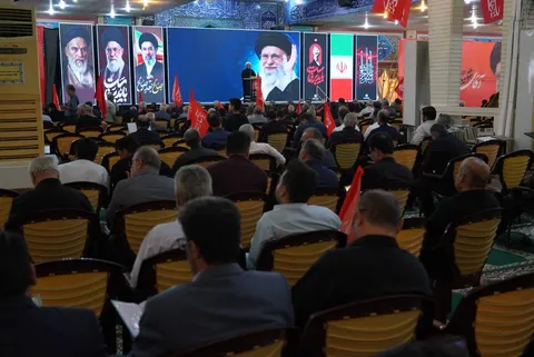 حضور جامعه ورزش و جوانان استان بوشهر در آیین وداع با رهبر شهید