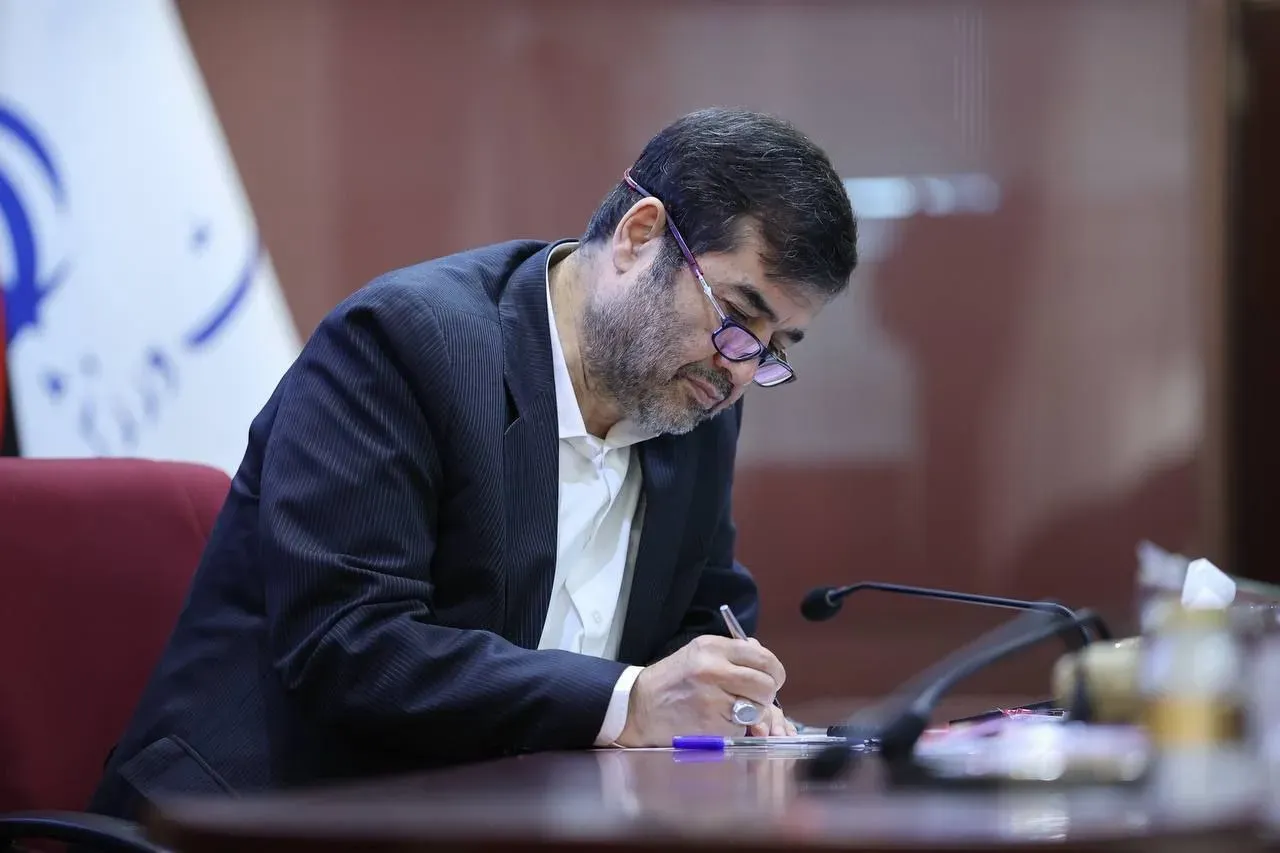دنیامالی