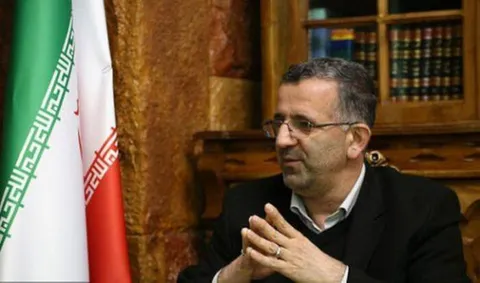 پیام تسلیت عراقچی در پی درگذشت رئیس دفتر نمایندگی وزارت امور خارجه در استان همدان