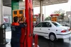 کمبودی در تأمین بنزین وجود ندارد/ صف برخی جایگاه‌ها ناشی از افزایش تقاضا و مشکلات لجستیکی است