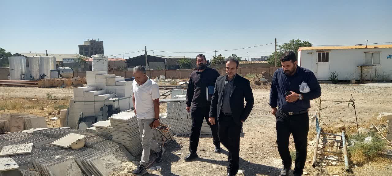 بازدید مدیرکل ورزش و جوانان استان قزوین از روند تکمیل پروژه های استخر سرپوشیده و خانه بوکس آبیک