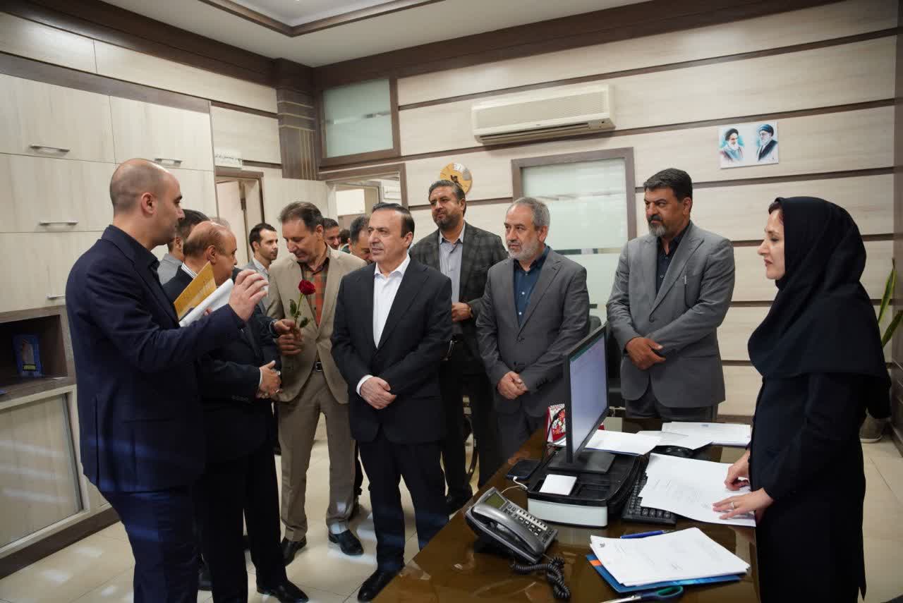 بازدید استاندار قزوین از شرکت شهرک‌های صنعتی استان