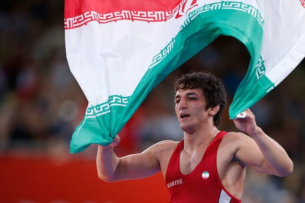 Sourian Crowned as Greco-Roman 